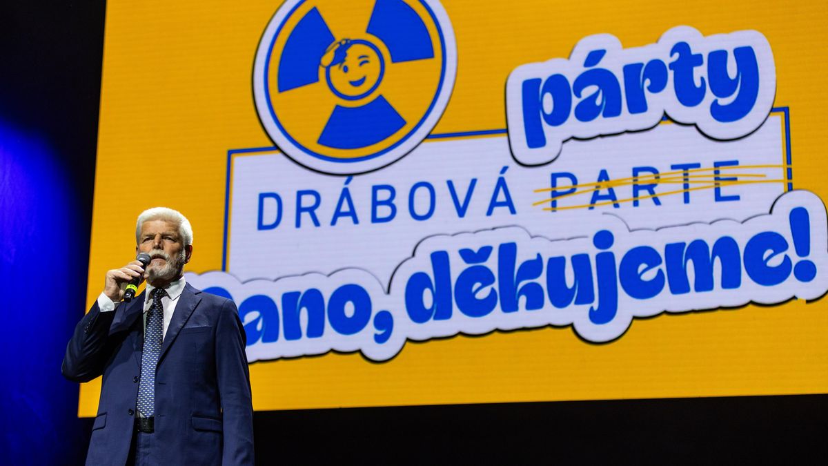 Fotky: Česko se loučí s Drábovou. Prezident Pavel měl slzy v očích